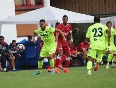 博洛尼亚客场败北，球迷心情低迷的简单介绍